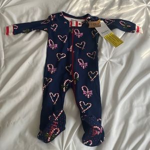 Hatley baby candy cane heart zip up sleeper 0-3 months
